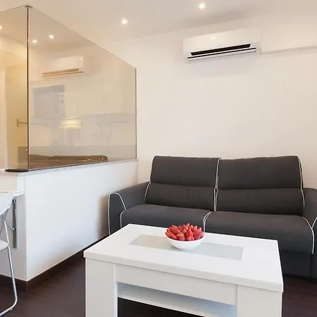 Paseo Maritimo Luxe Apartment Sitges