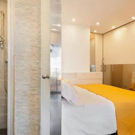 Paseo Maritimo Luxe Apartment Sitges